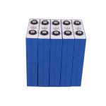 3 Tahun Waranti Prismatic Lithium Battery Cell 3.2v 100Ah Lifepo4 Battery untuk Solar Storage